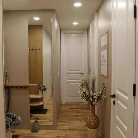 アパート Rezidencia Pri Parku ピエシュチャニ